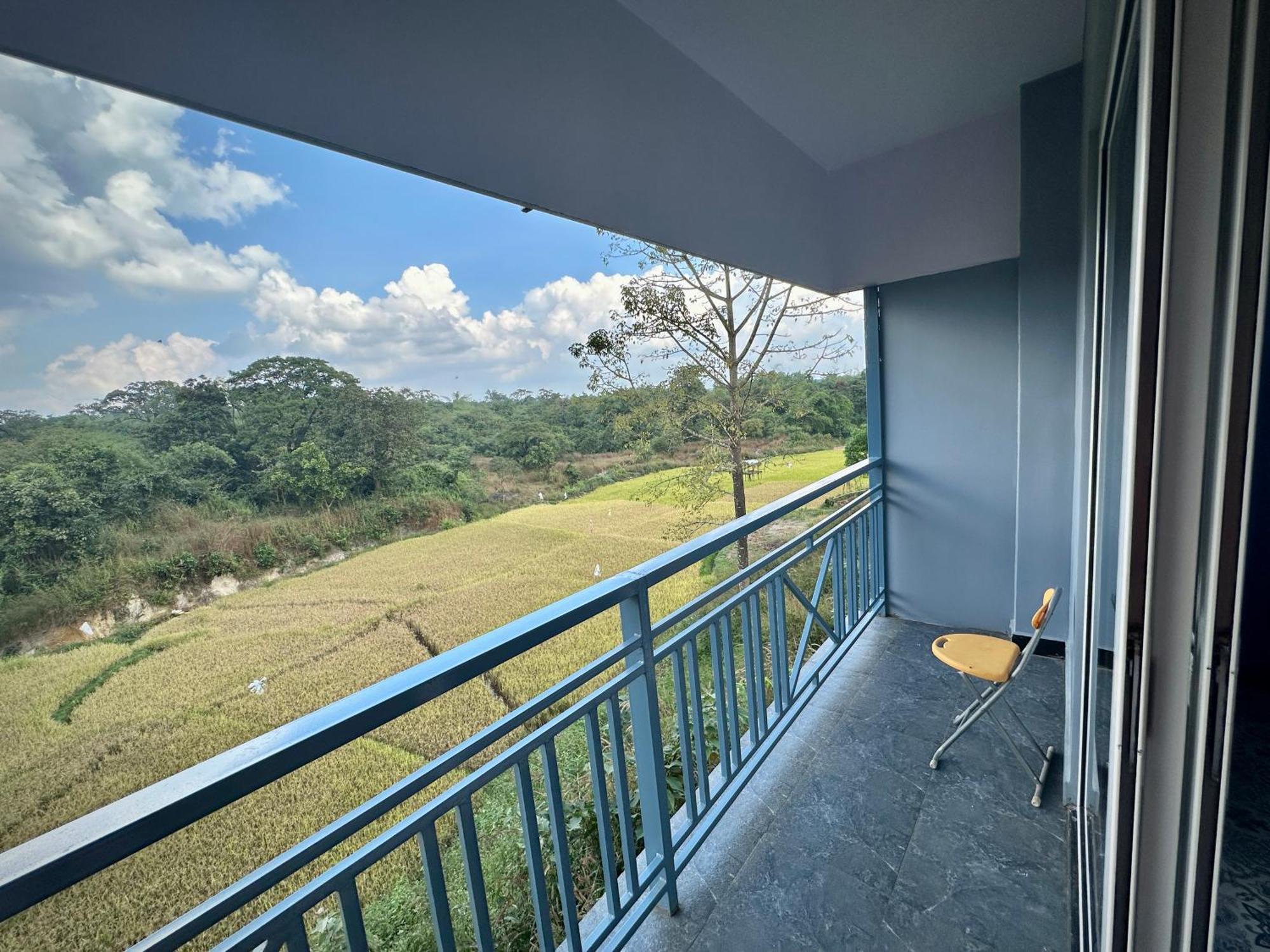 Hotel The B Hive Londa Exterior foto